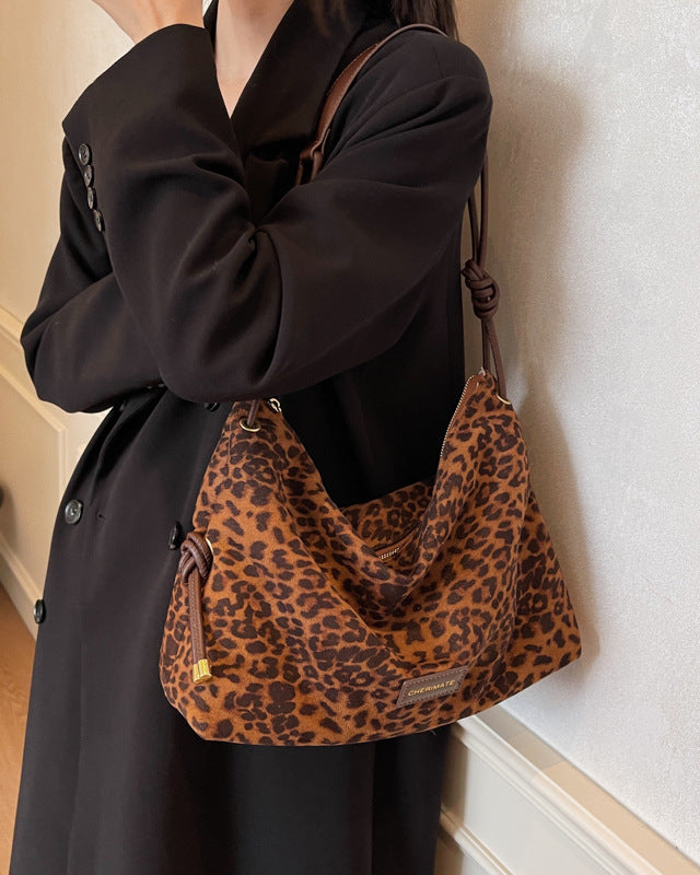 Autumn And Winter Niche Shoulder Underarm Pillow Leopard Print Women's Messenger Bag - Hanabi